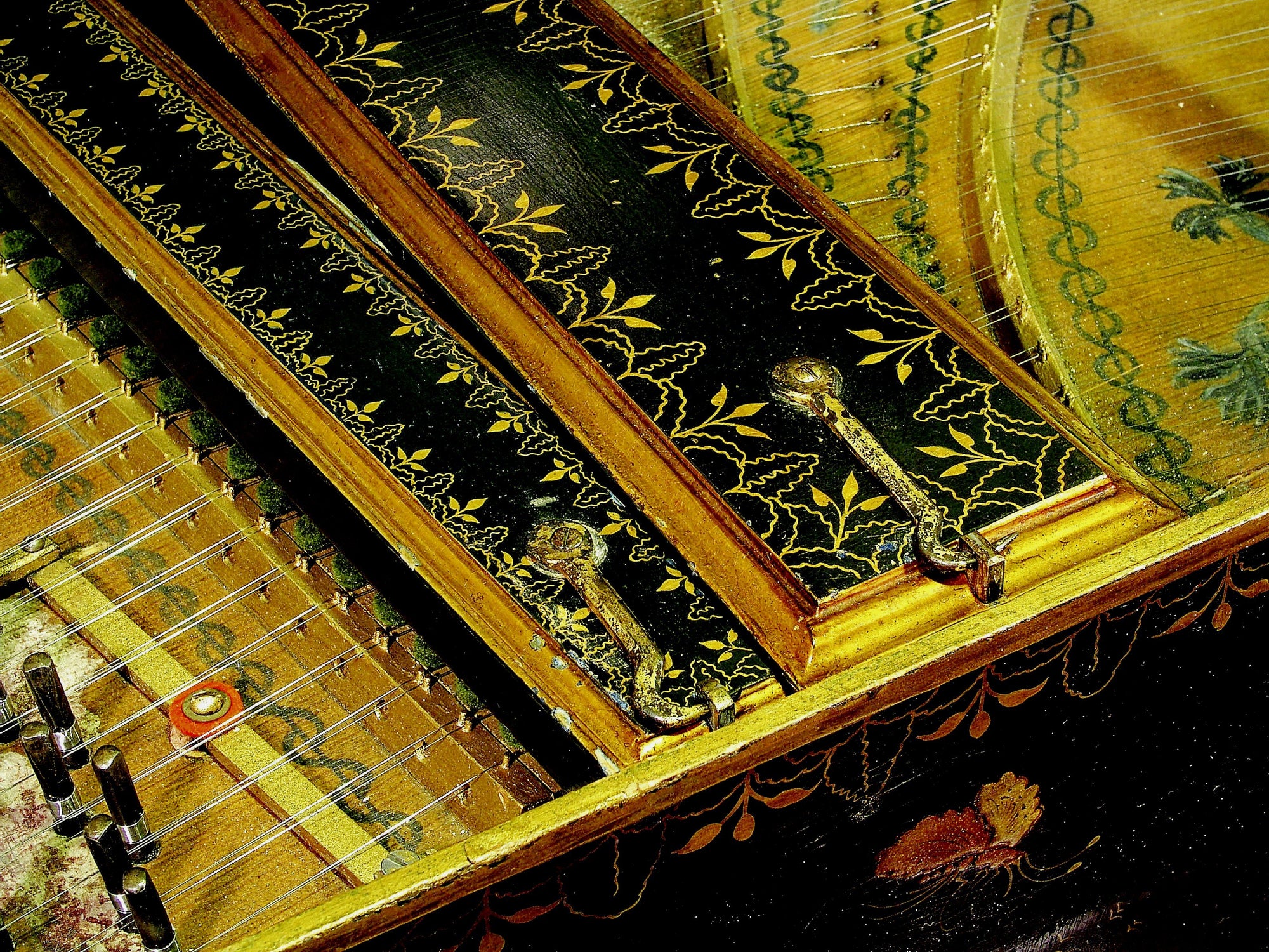 Music from the Age of Louis XIV: the Baillon harpsichord CD Delphian Records