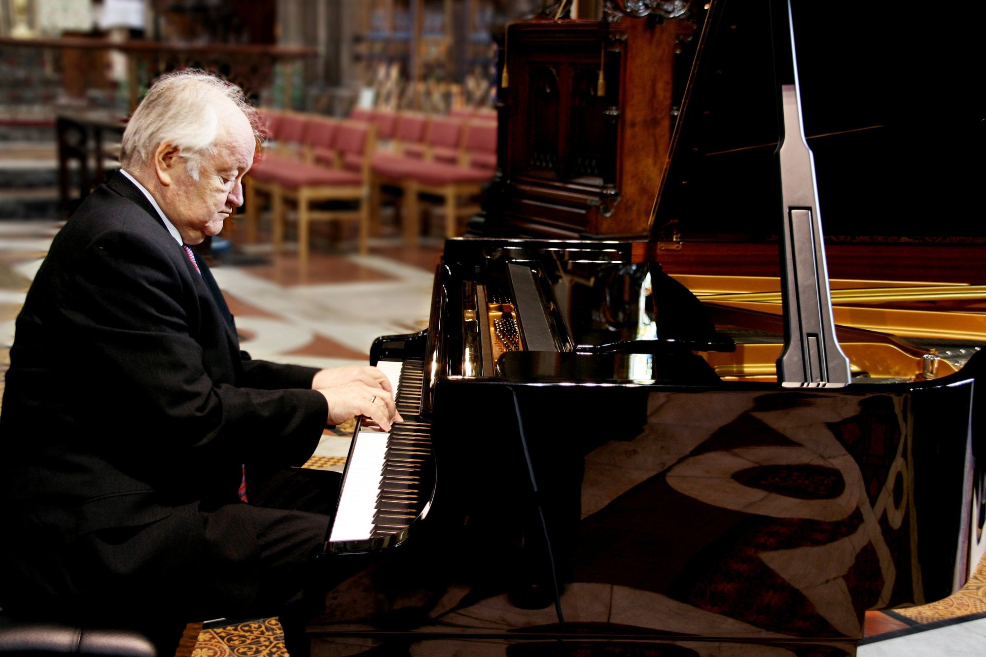 Wilde plays Schumann CD Delphian Records