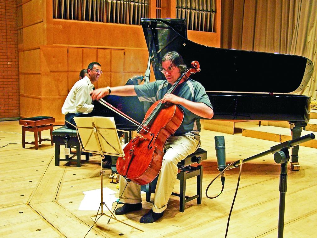 Giles Swayne: Music for cello and piano CD Delphian Records