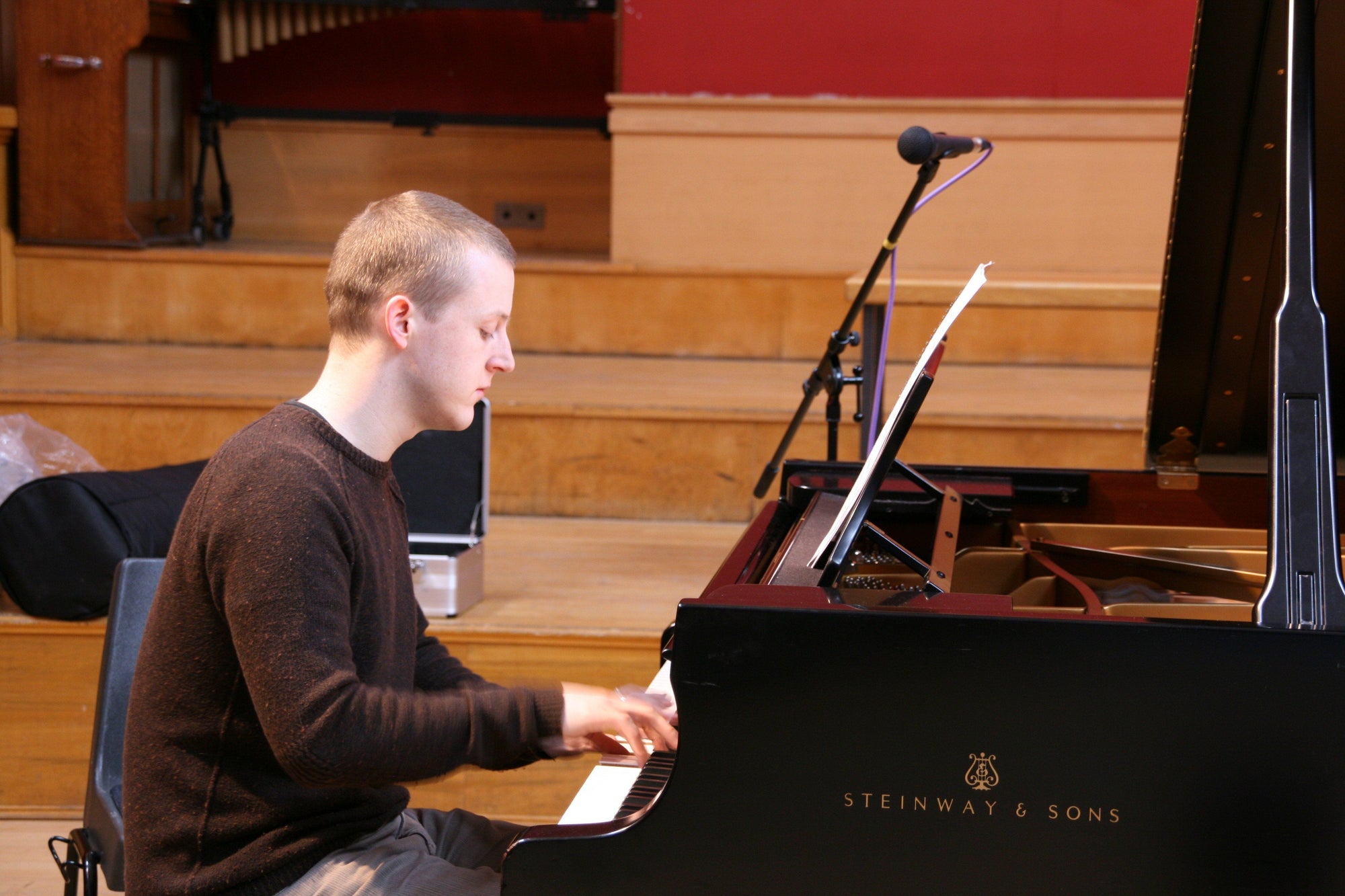 Hafliði Hallgrímsson: Music for solo piano CD Delphian Records